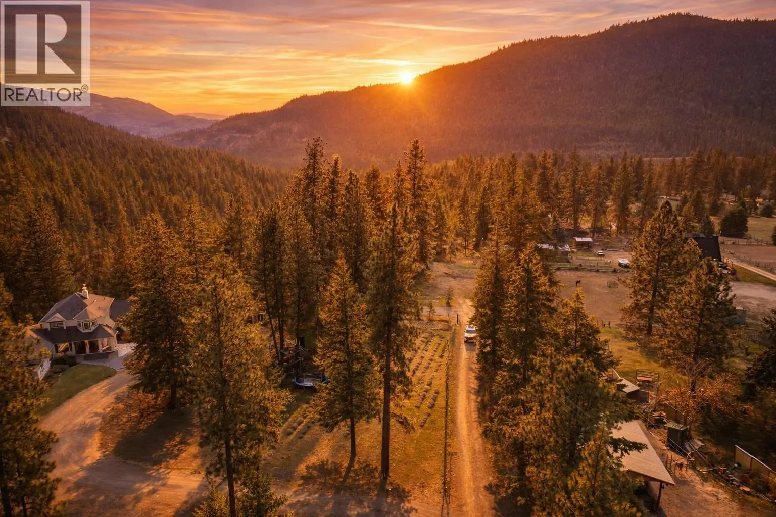 4359 Maxwell Road. Peachland, British Columbia