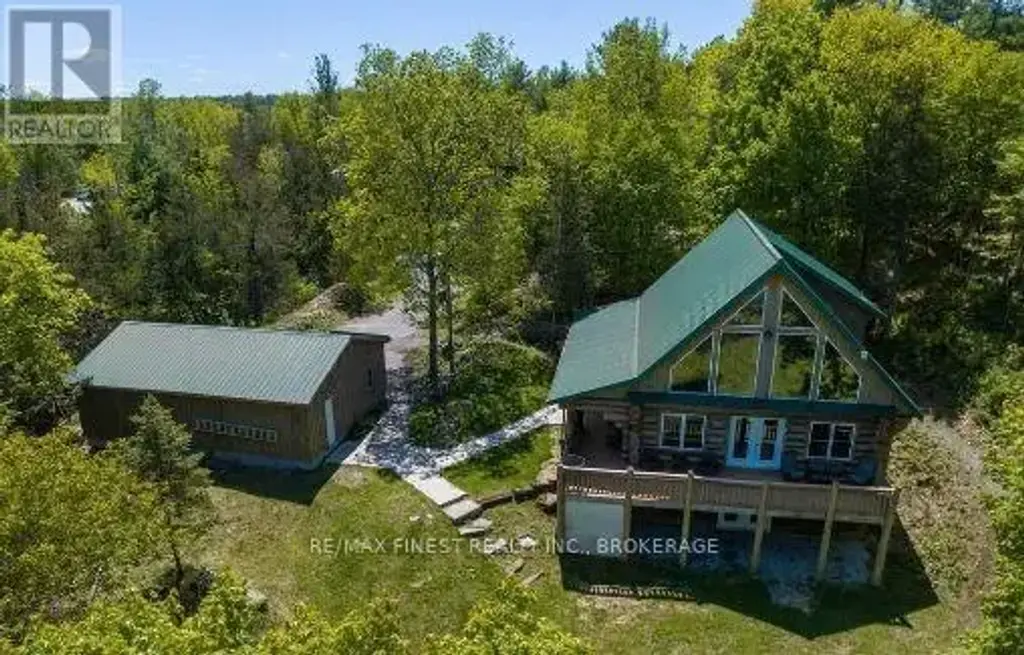 7679 Perth Road, Frontenac (Frontenac South)
