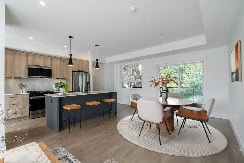 14 10527 155 Street, Surrey