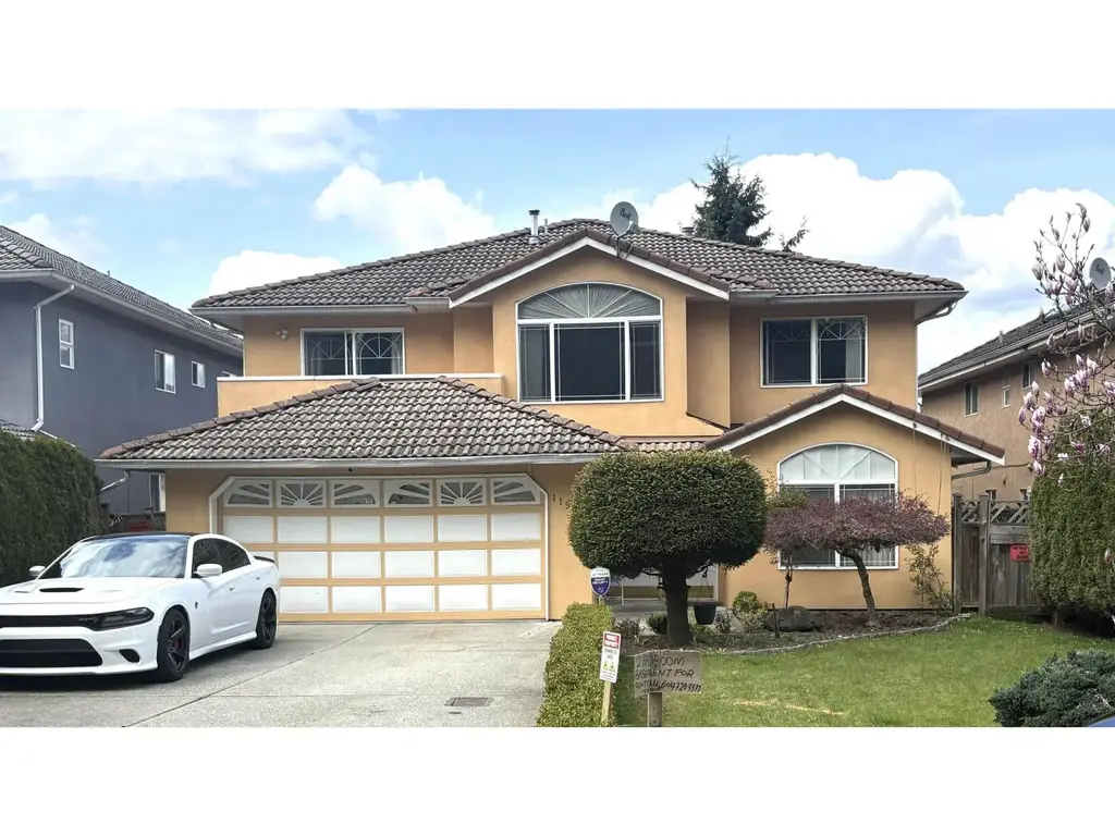 11903 98 Avenue, Surrey