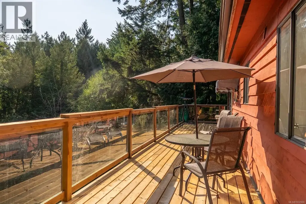4609 Sailor Rd, Pender Island