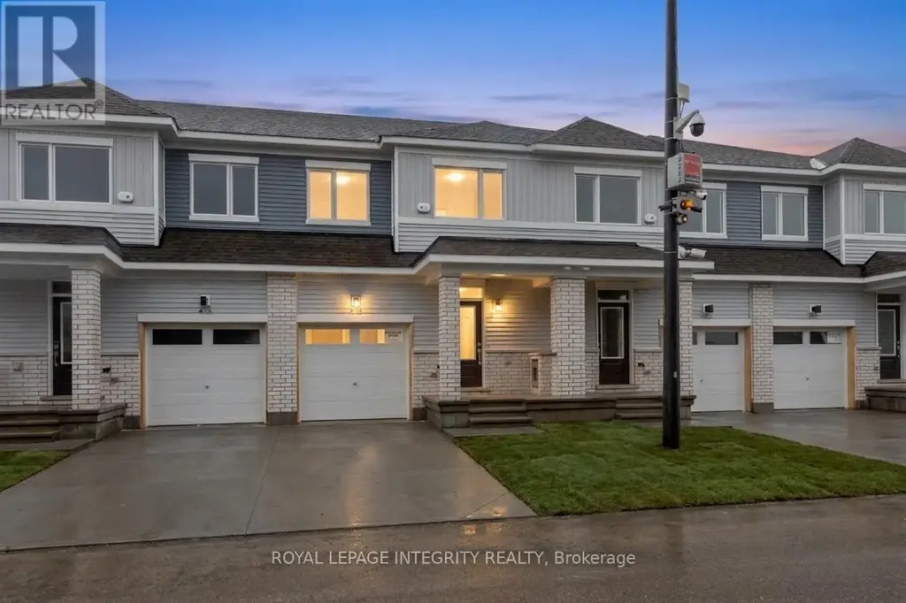418 Les Emmerson Drive, Ottawa