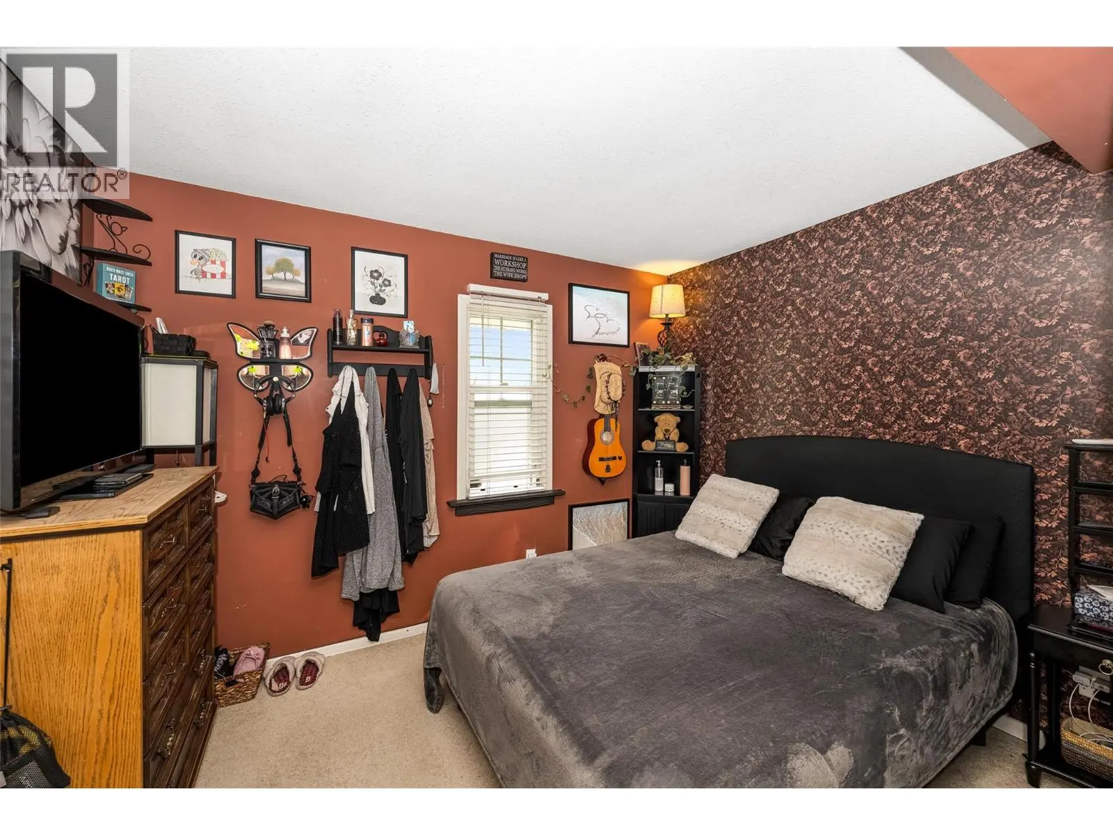 1915 33 Street. Vernon, British Columbia