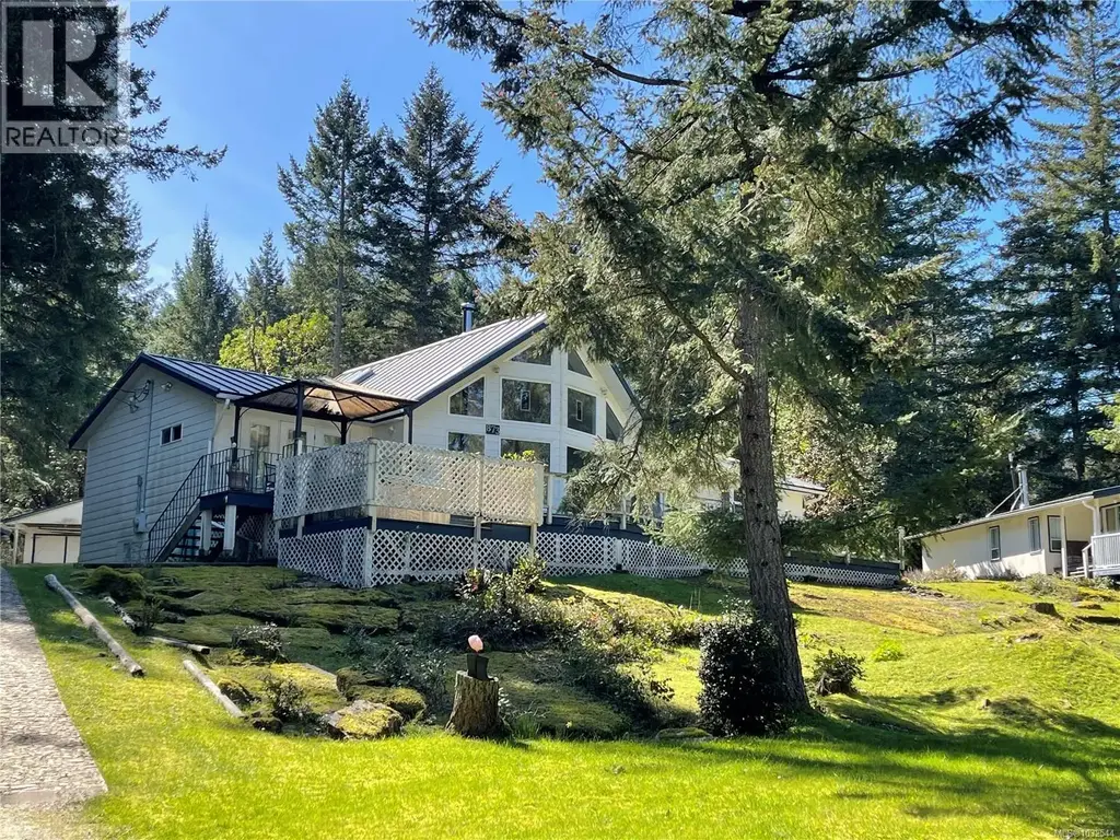 873 Driftwood Dr, Mudge Island