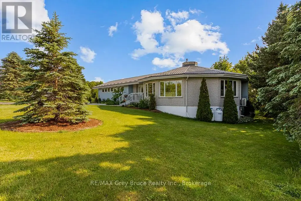 15 Isthmus Bay Road, Northern Bruce Peninsula
