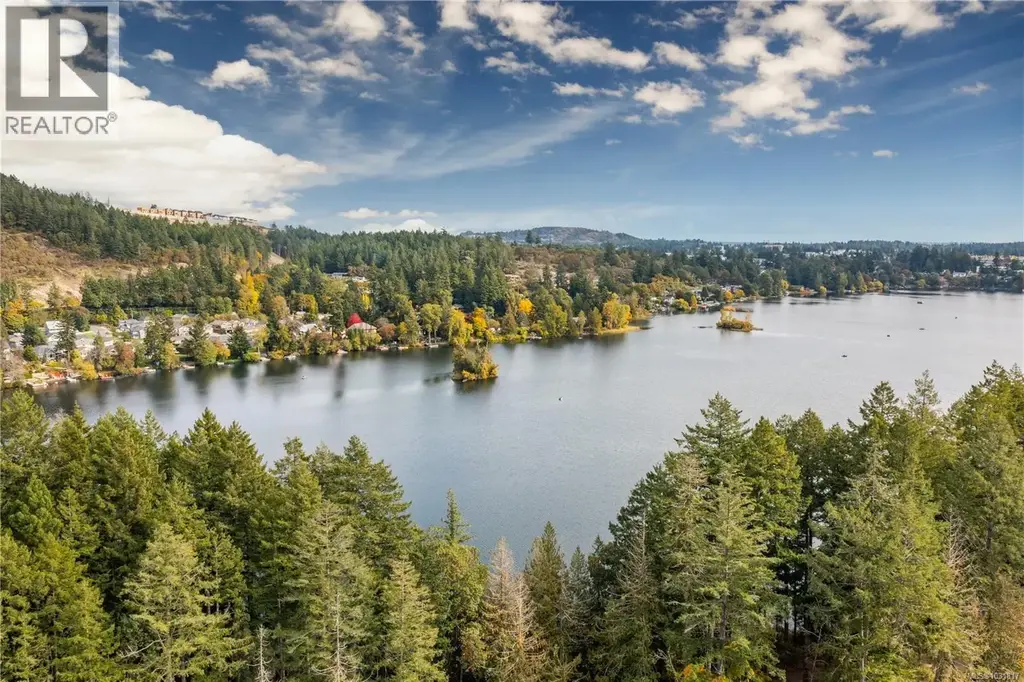 1214 Drifter End, Langford