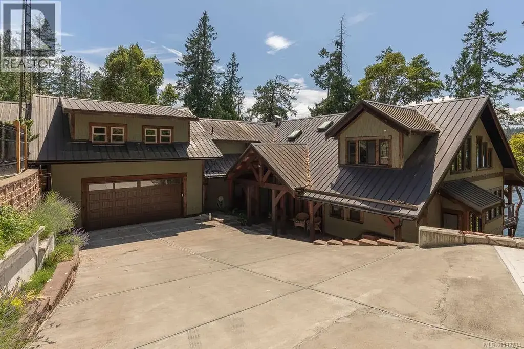 123 Smith Rd, Salt Spring