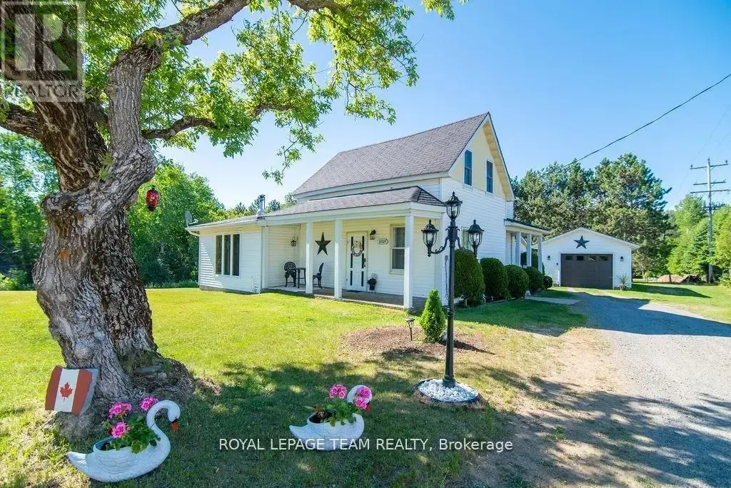 3709 Old Barrys Bay Road, Madawaska Valley