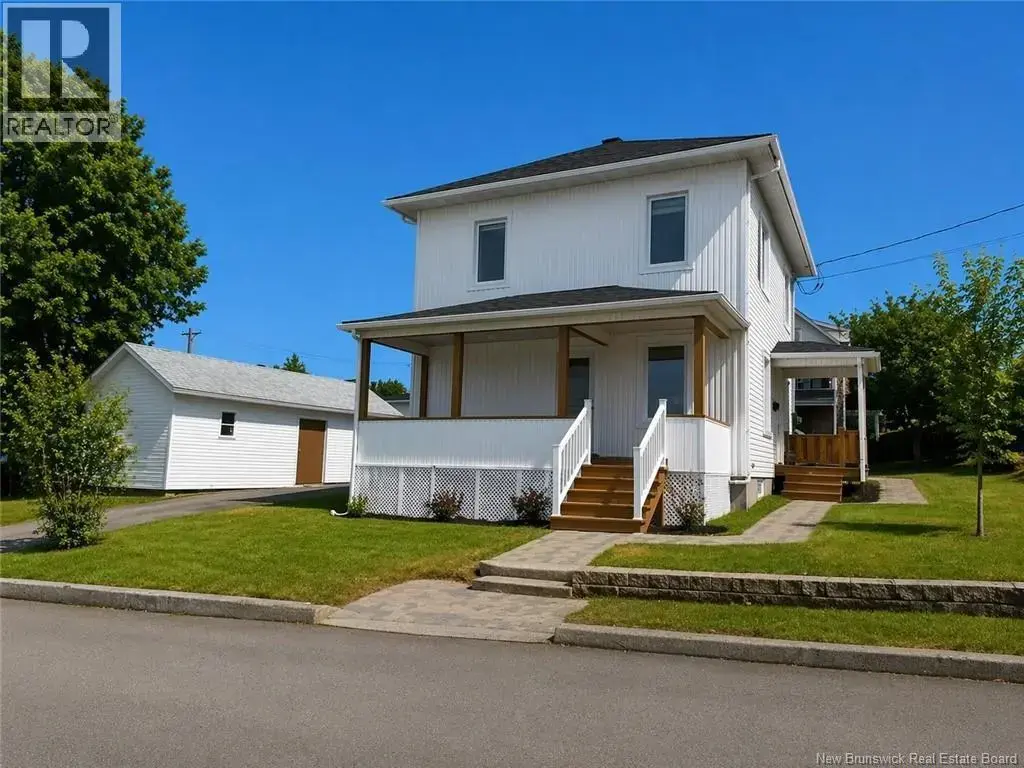 90 35e Avenue, Edmundston