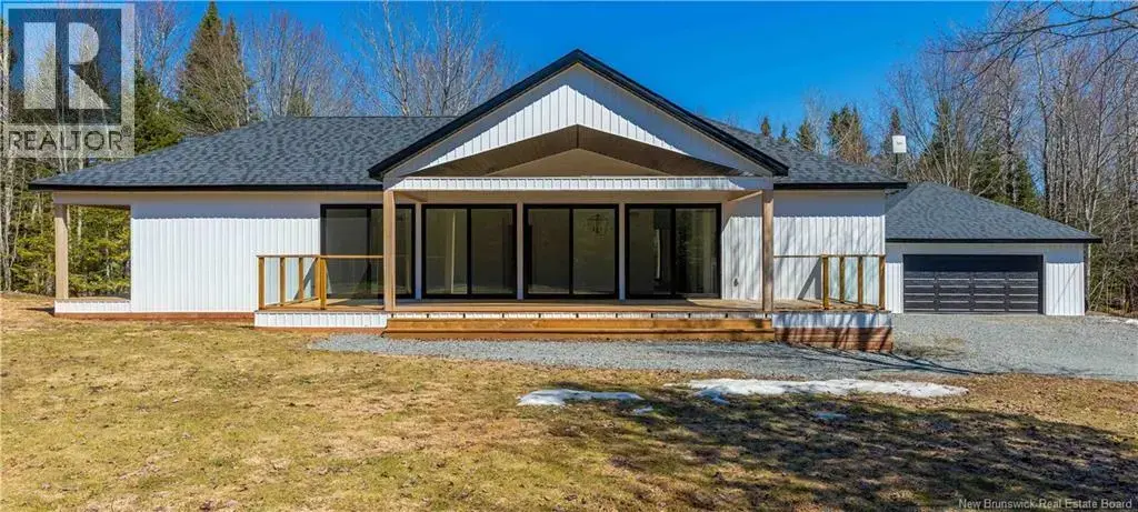 175 Robertson Road, Lakeside