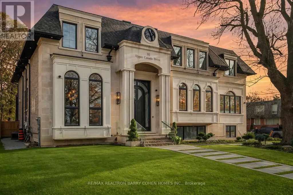 81 Upper Canada Drive, Toronto (St. Andrew-Windfields)
