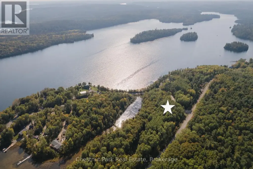 445 Fox Run, Temagami