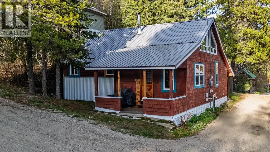 2034 Cliff Street, Rossland