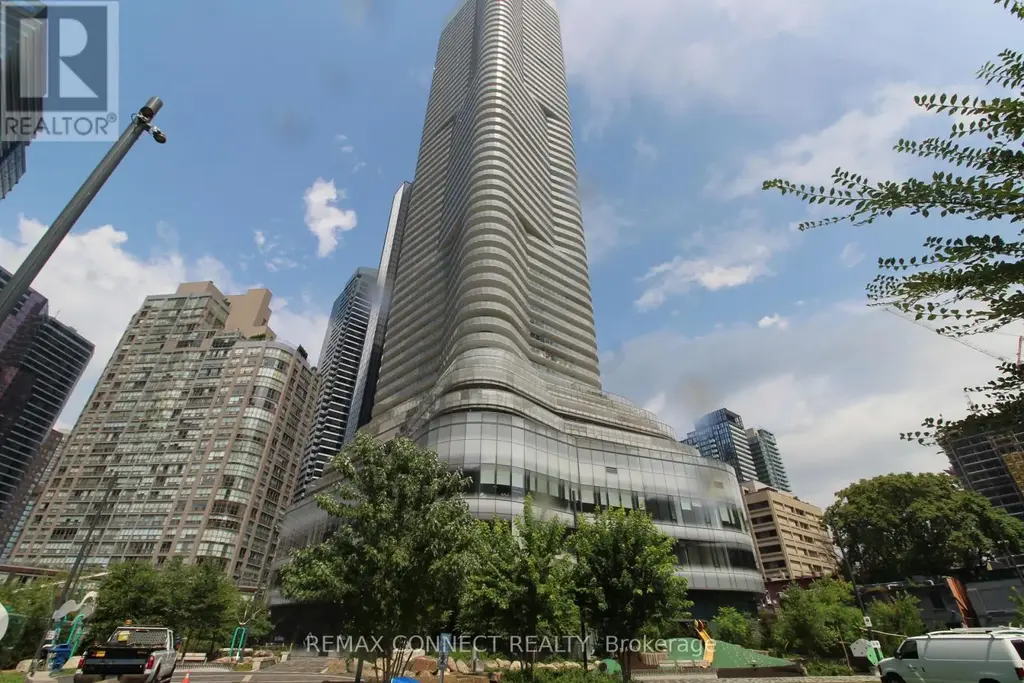 # 324 - 15 Wellesley Street W, Toronto (Bay Street Corridor)