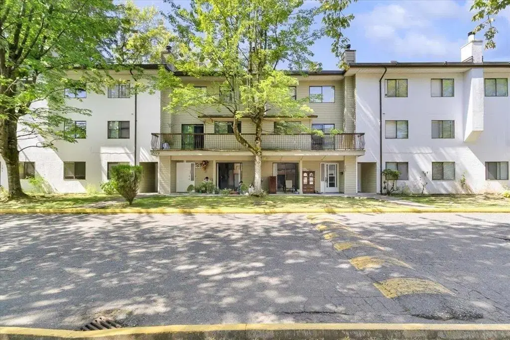 204 7119 133 Street, Surrey