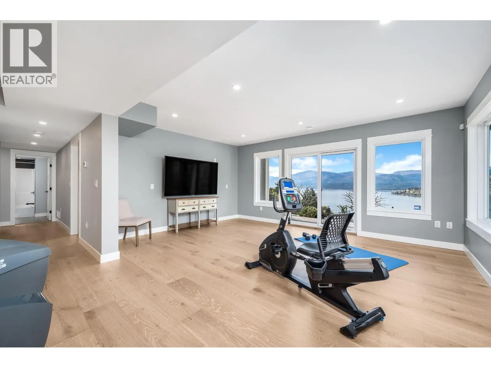 8000 Bench Row Road. Vernon, British Columbia