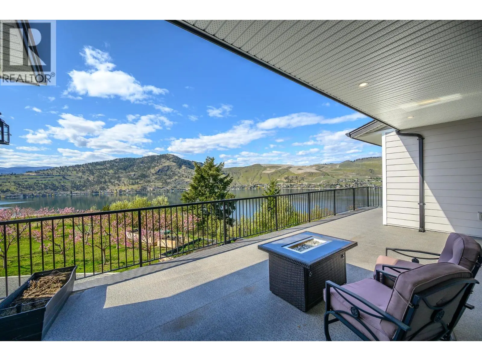 8000 Bench Row Road. Vernon, British Columbia