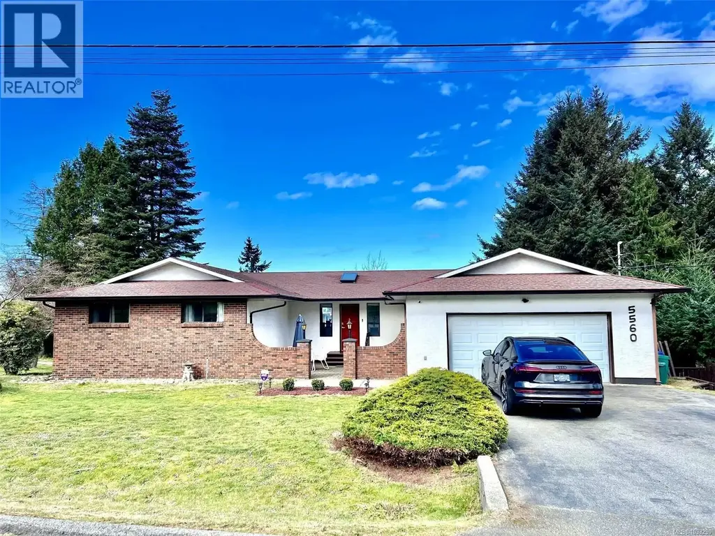 5560 Oceanview Terr, Nanaimo