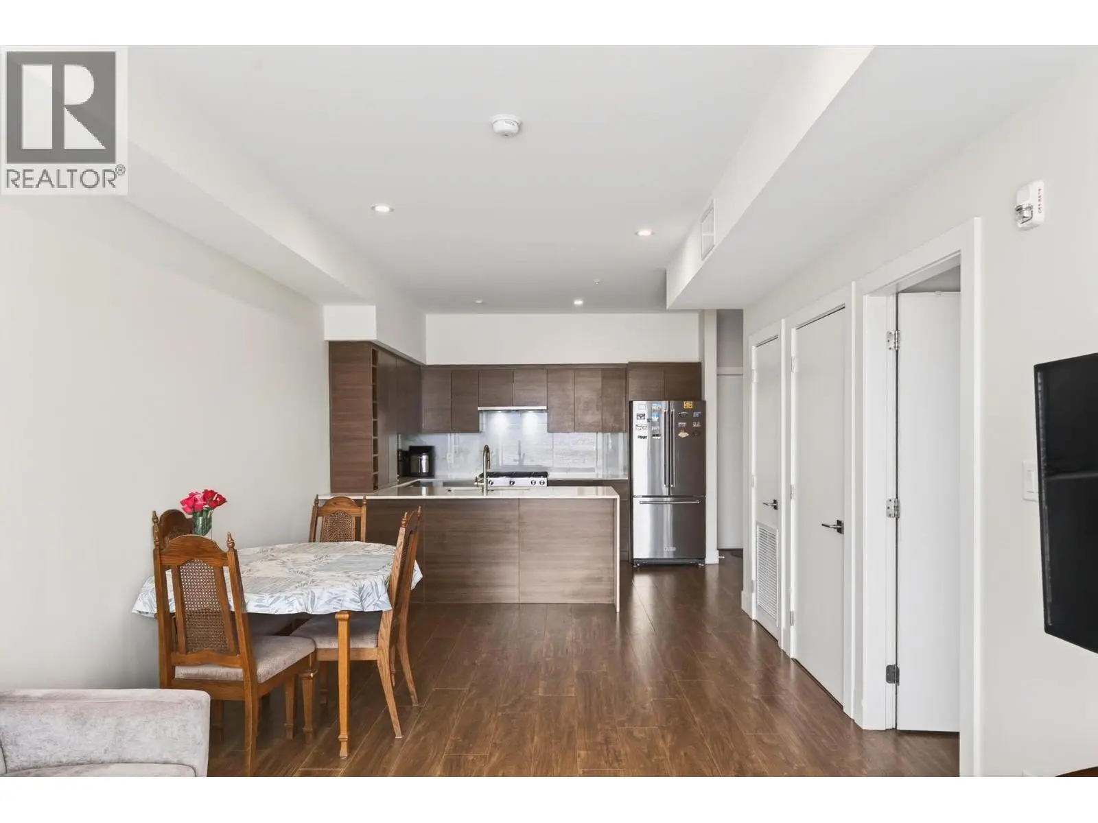 1925 Enterprise Way Unit# 412. Kelowna, British Columbia