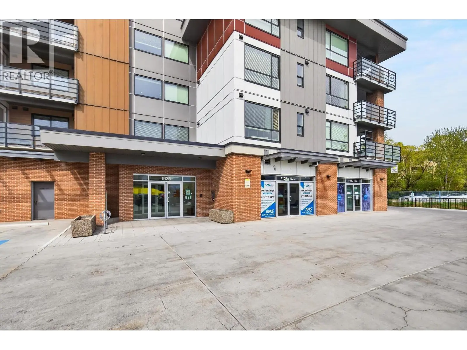 1925 Enterprise Way Unit# 412. Kelowna, British Columbia