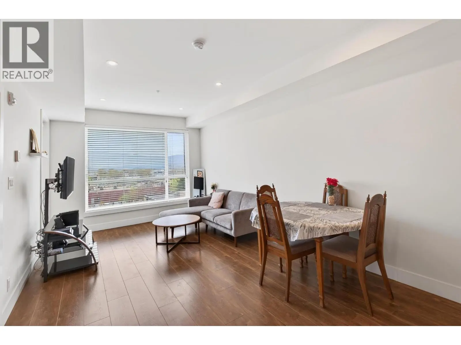 1925 Enterprise Way Unit# 412. Kelowna, British Columbia