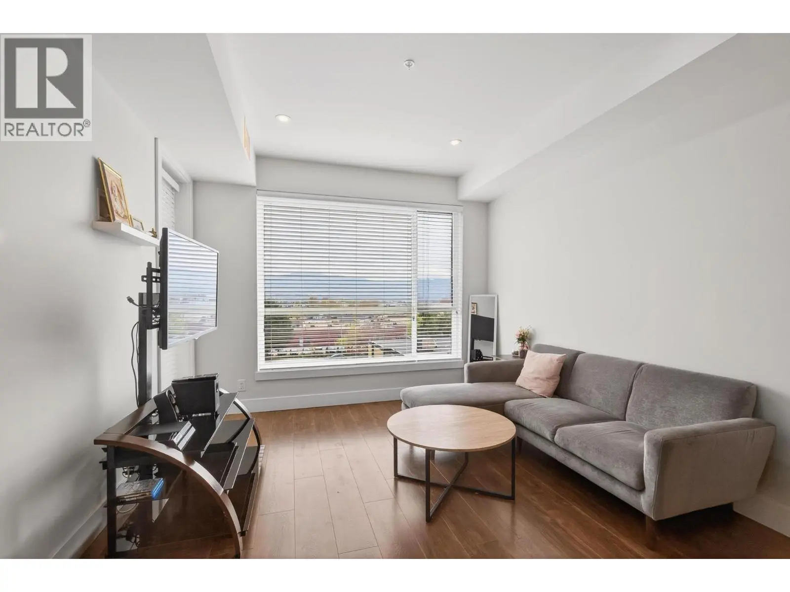 1925 Enterprise Way Unit# 412. Kelowna, British Columbia