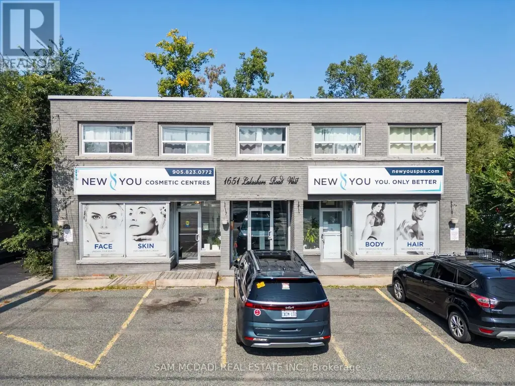 1651 Lakeshore Road W, Mississauga (Clarkson)