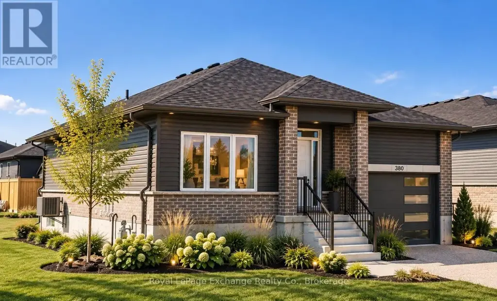 380 Hawthorne Street, Saugeen Shores