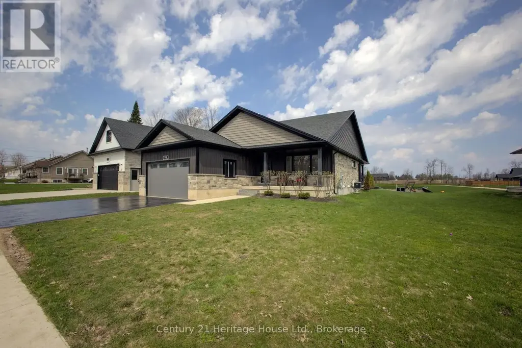 114 Jackson Street, West Grey