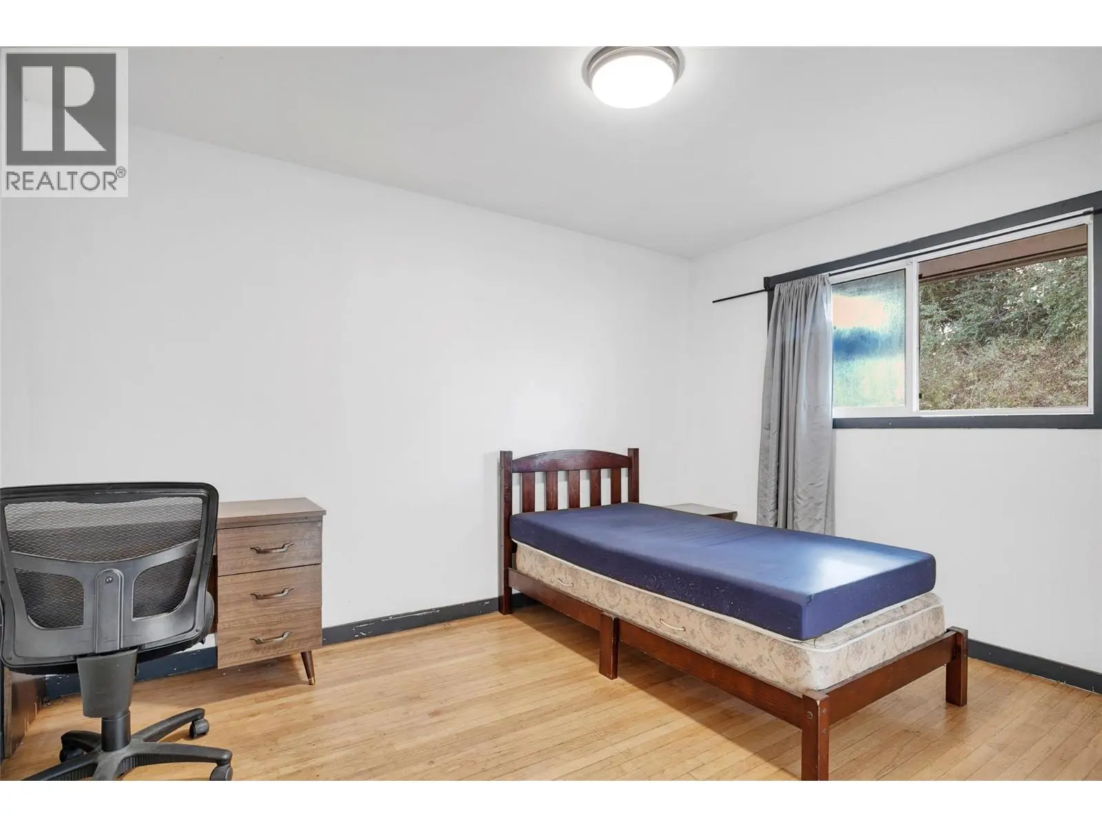 1331 Belaire Avenue. Kelowna, British Columbia