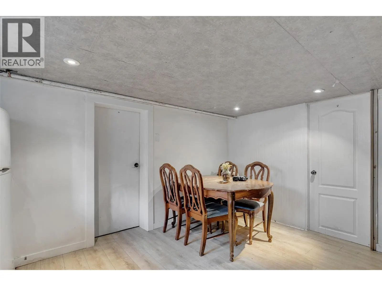 1331 Belaire Avenue. Kelowna, British Columbia