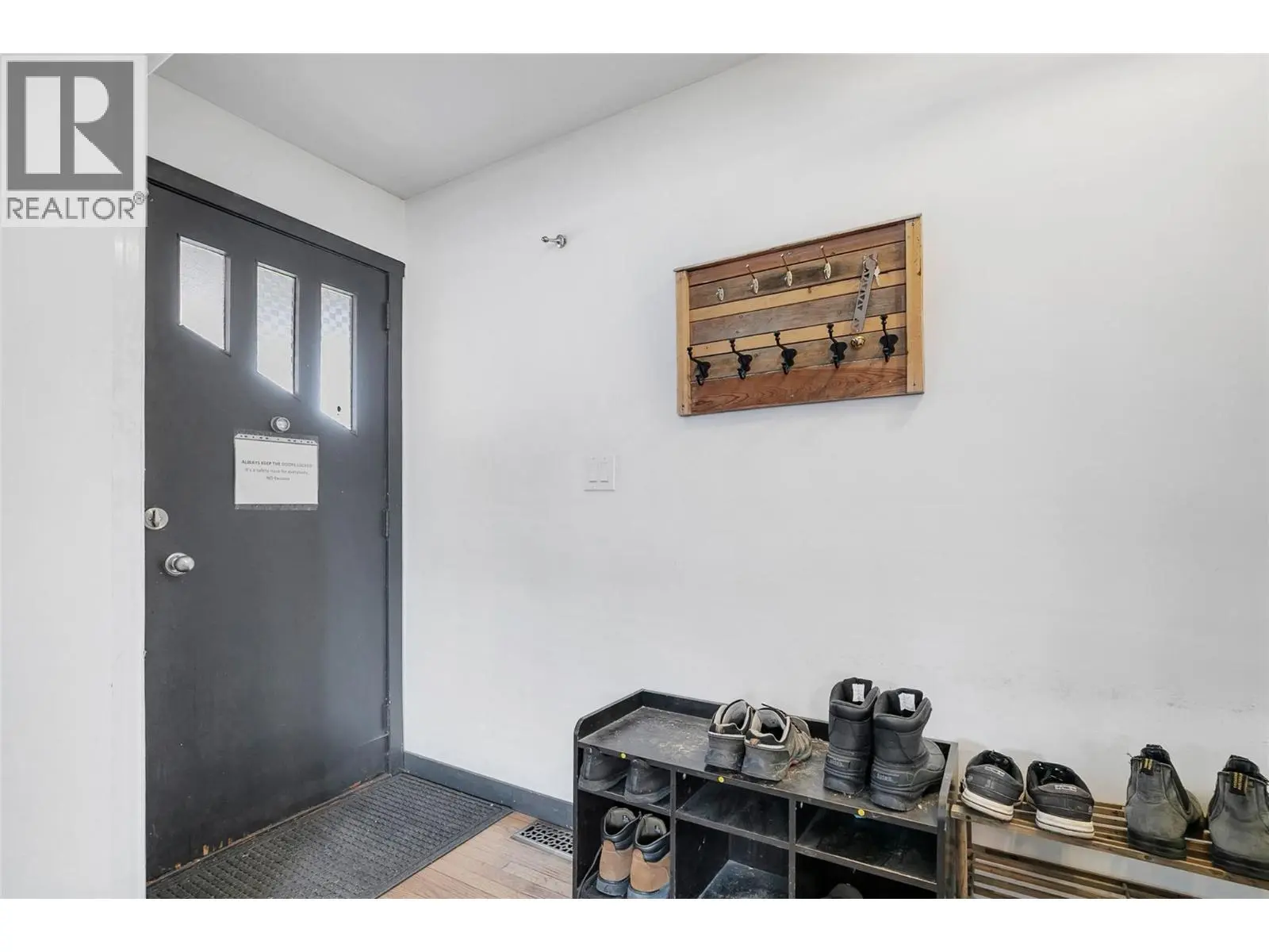 1331 Belaire Avenue. Kelowna, British Columbia
