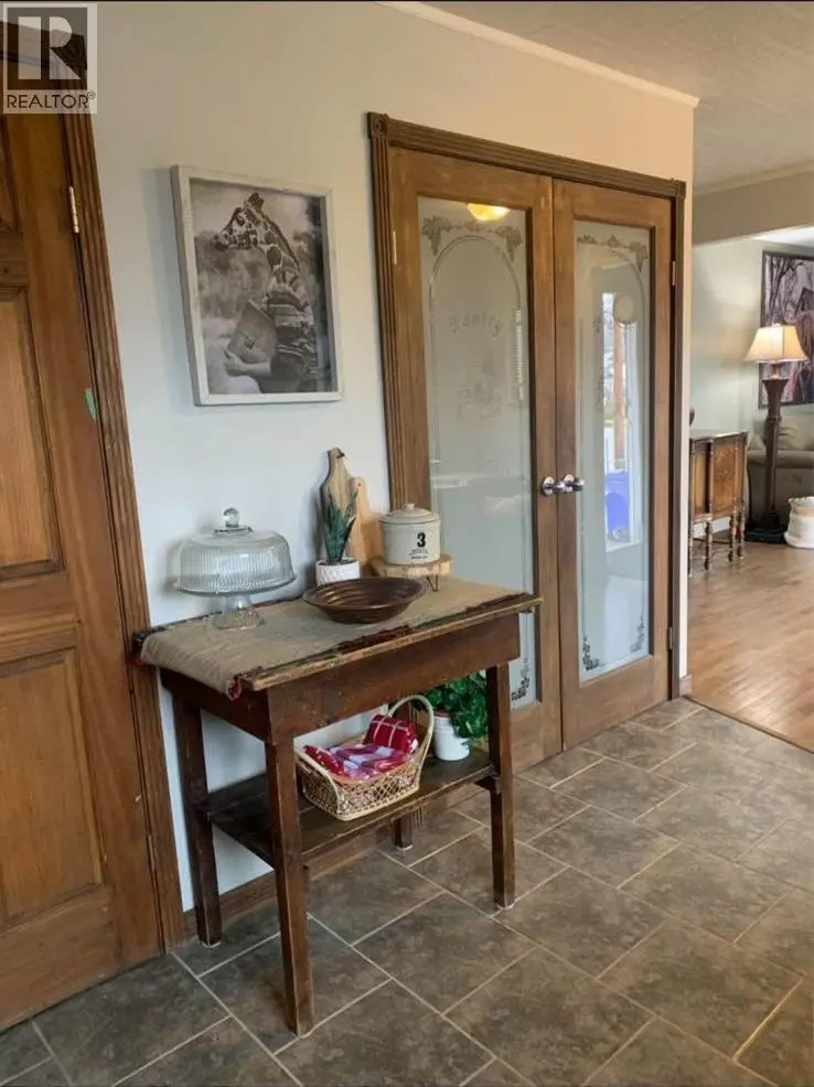 410 Milton Road. Kelowna, British Columbia