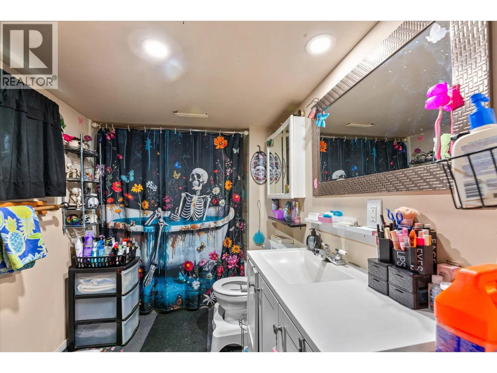 1333 Belaire Avenue. Kelowna, British Columbia