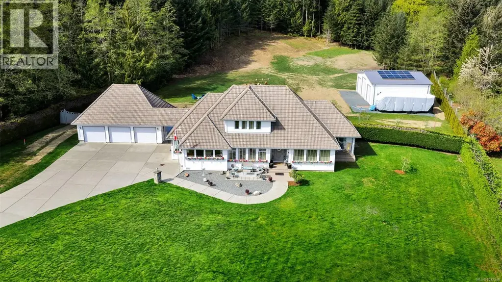 2304 Boulding Rd, Mill Bay