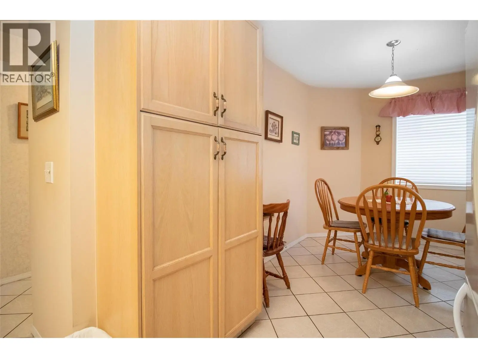 1874 Parkview Crescent Unit# 38. Kelowna, British Columbia
