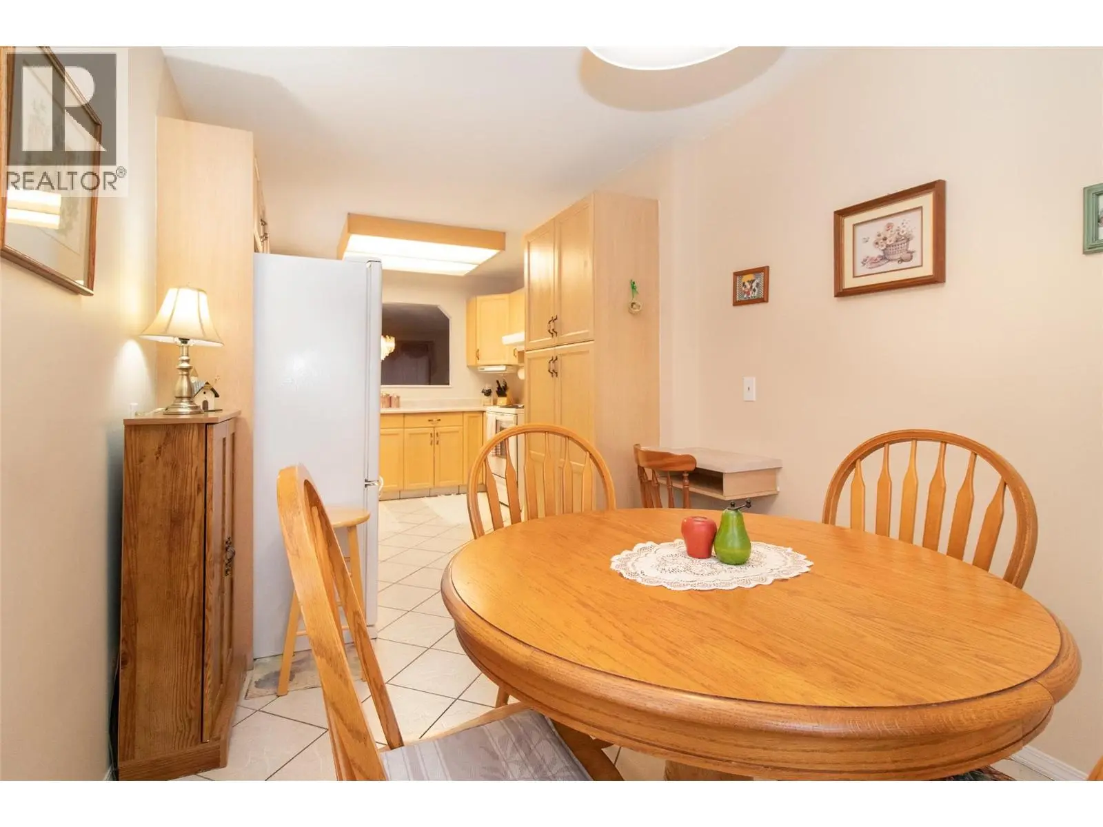 1874 Parkview Crescent Unit# 38. Kelowna, British Columbia