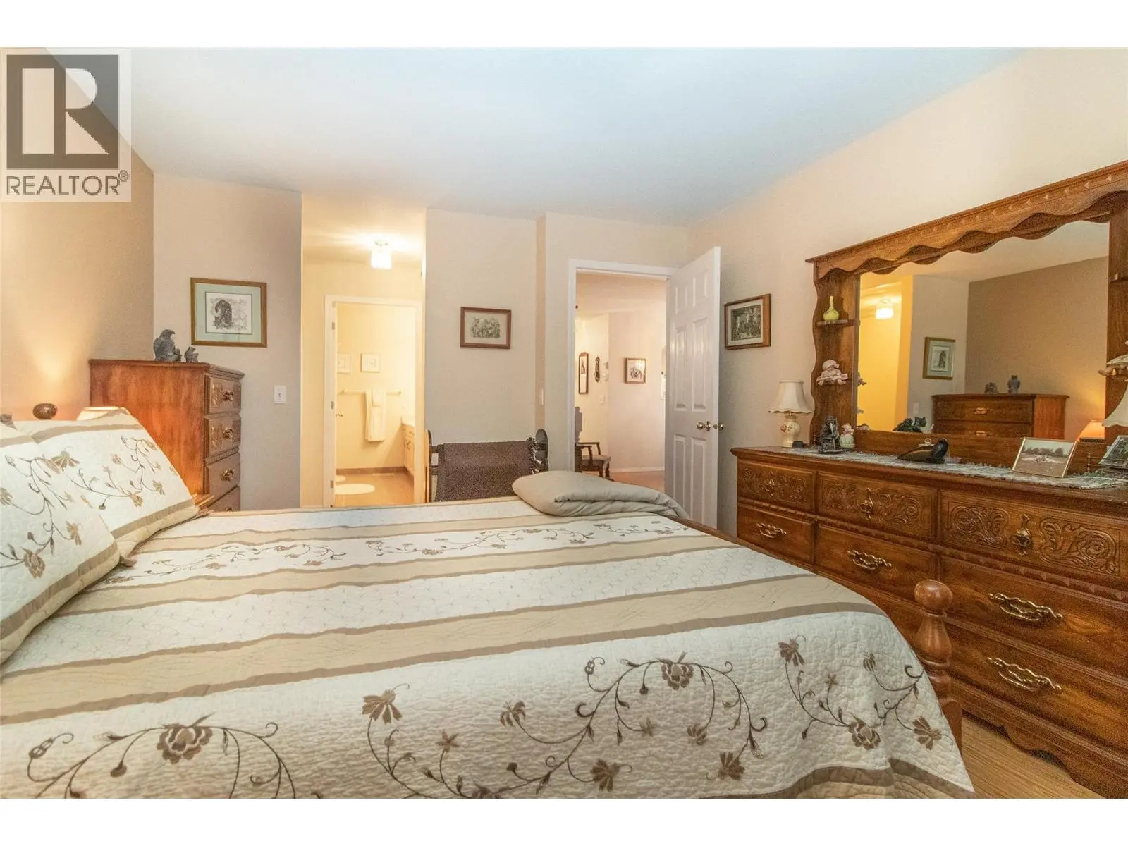1874 Parkview Crescent Unit# 38. Kelowna, British Columbia