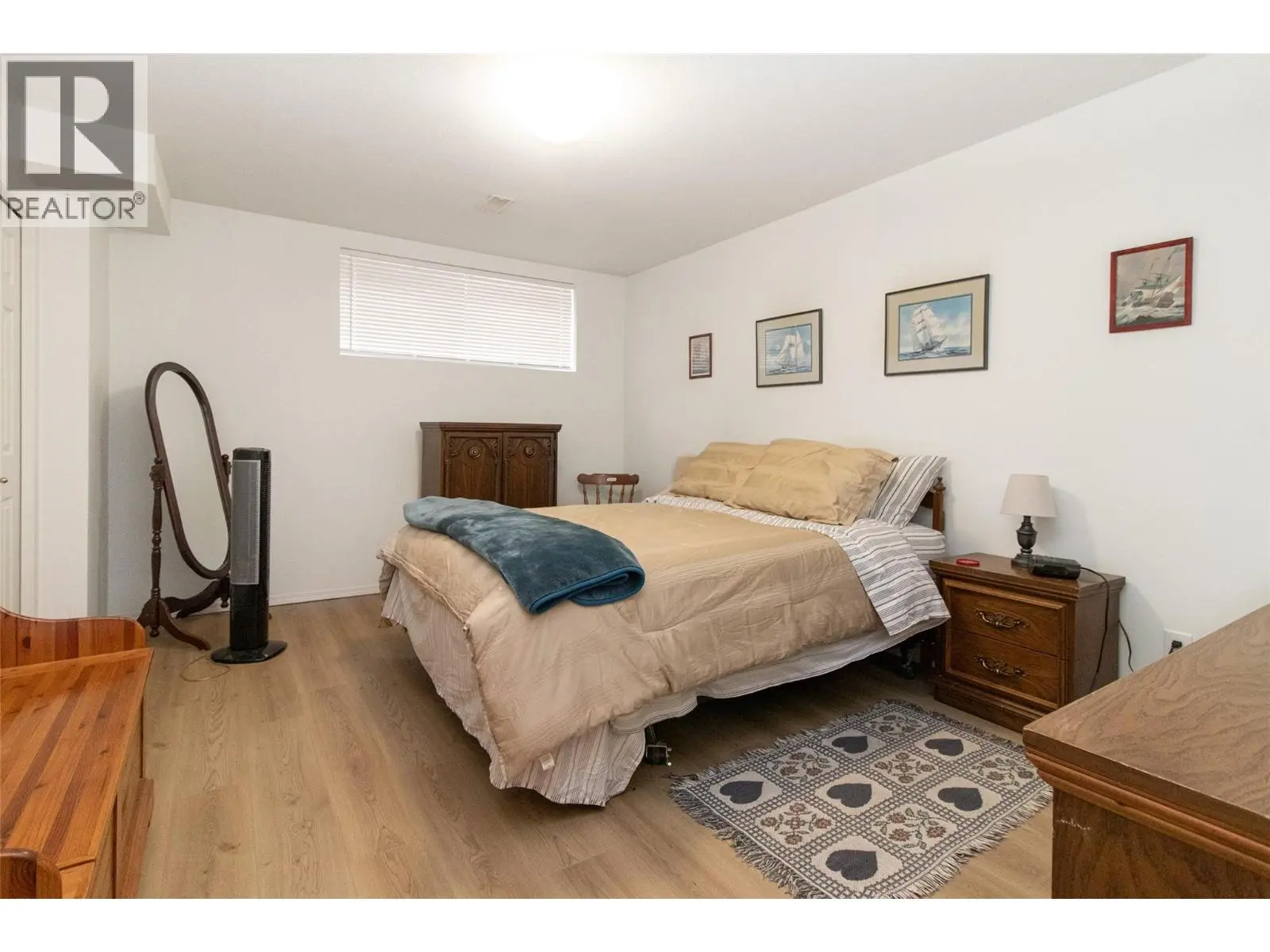 1874 Parkview Crescent Unit# 38. Kelowna, British Columbia