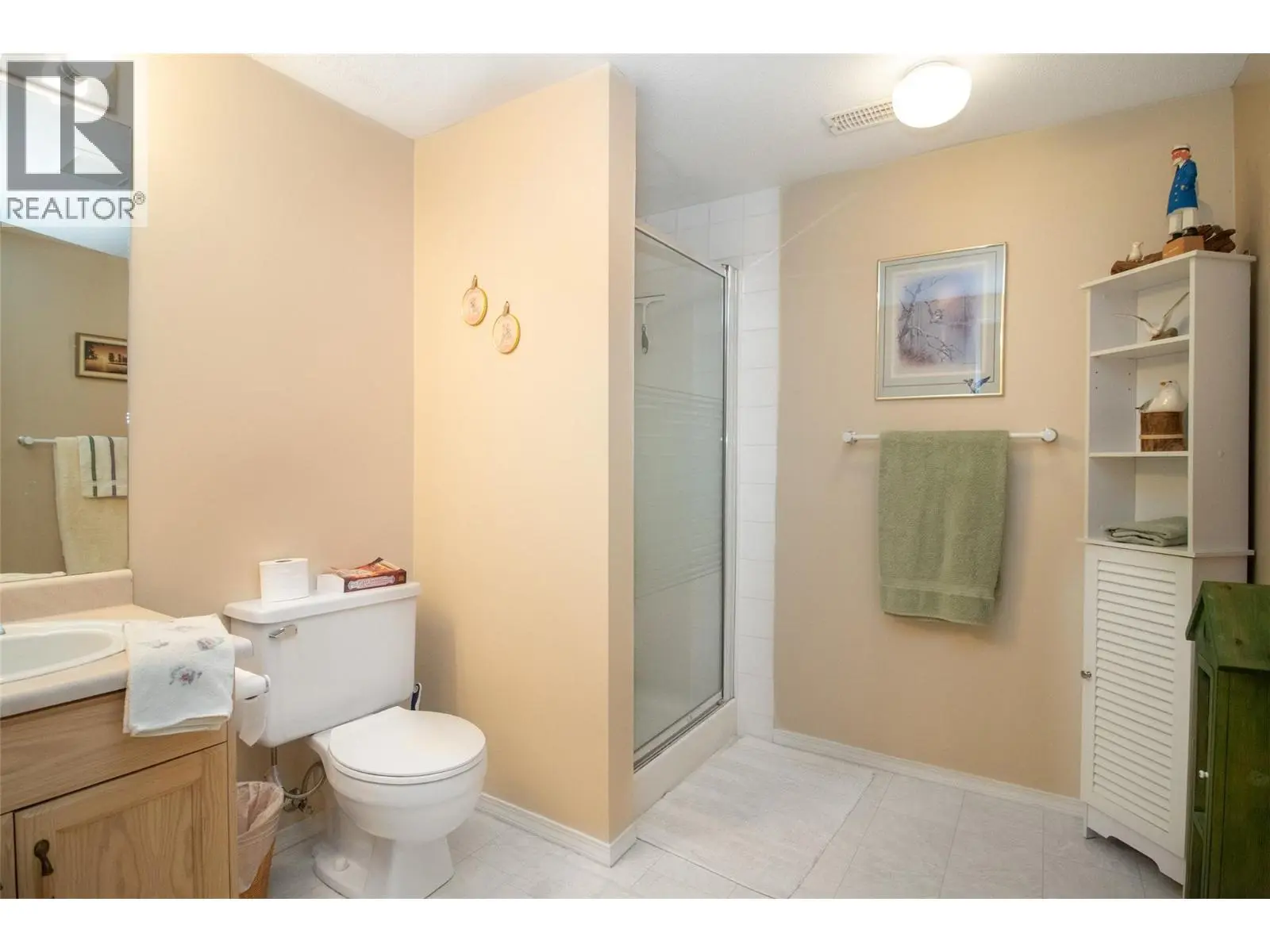 1874 Parkview Crescent Unit# 38. Kelowna, British Columbia
