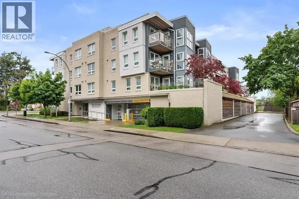 105 4815 55b Street, Delta