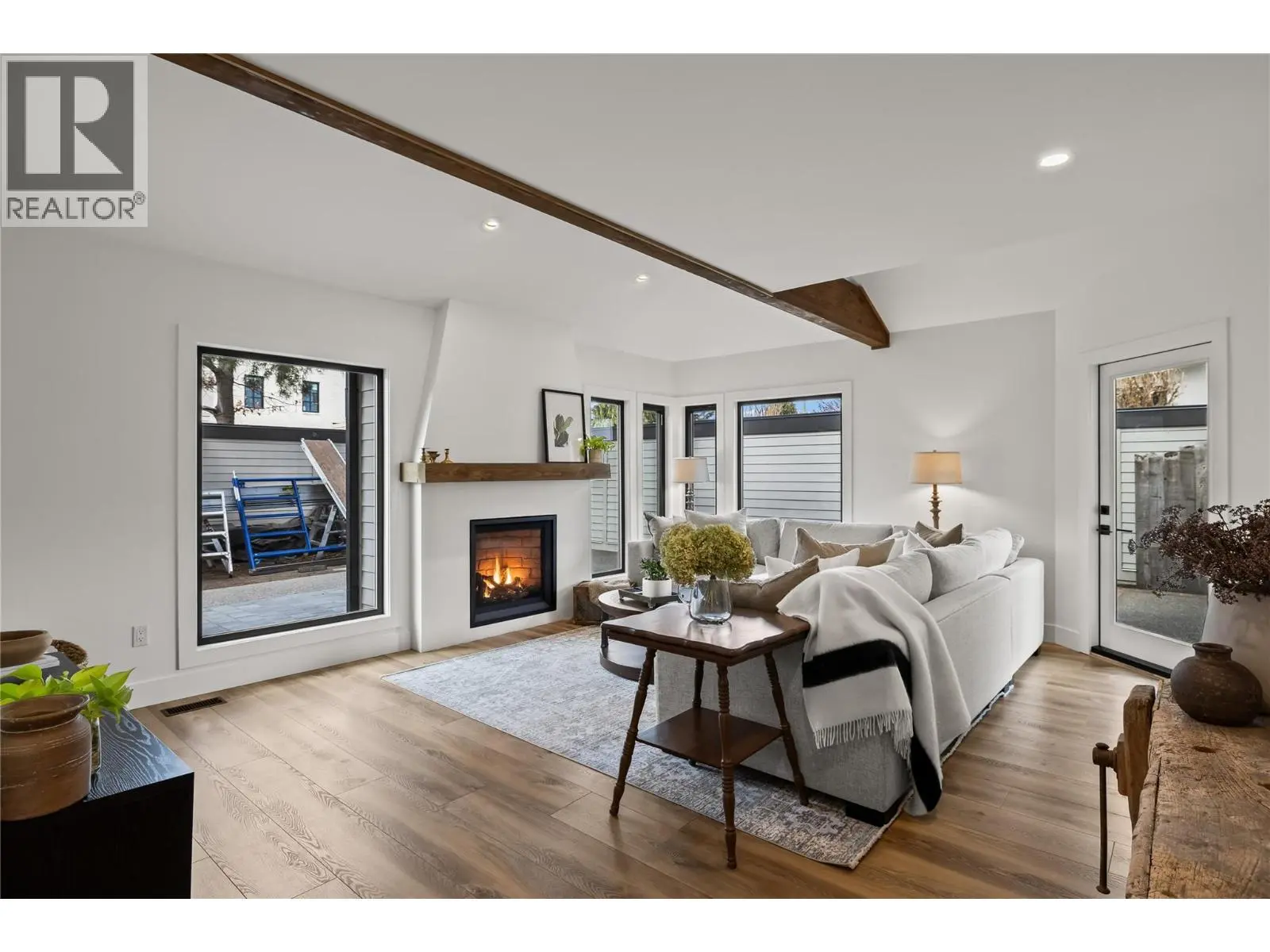 2831 Abbott Street. Kelowna, British Columbia