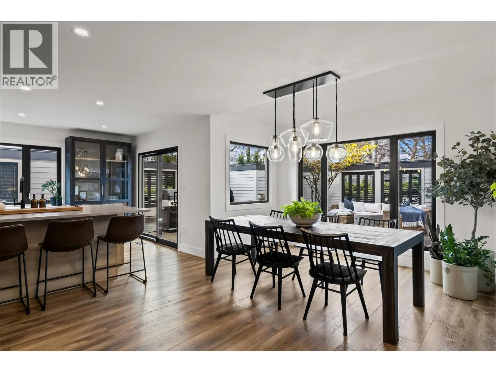 2831 Abbott Street. Kelowna, British Columbia