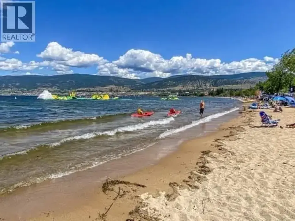922 Dynes Avenue Unit# 208, Penticton