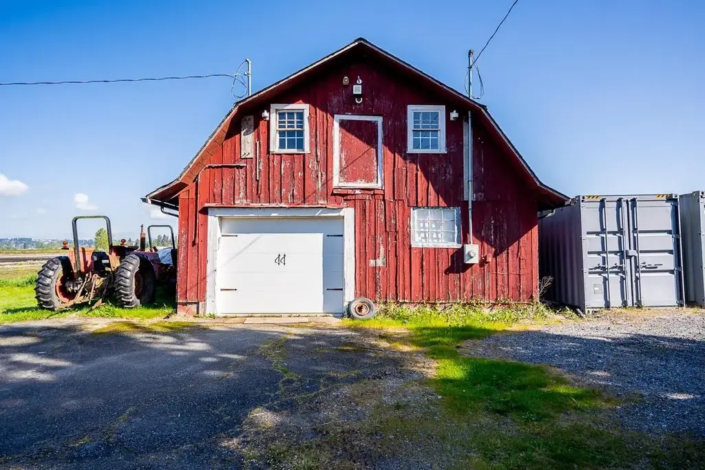 15675 40th Avenue, Surrey