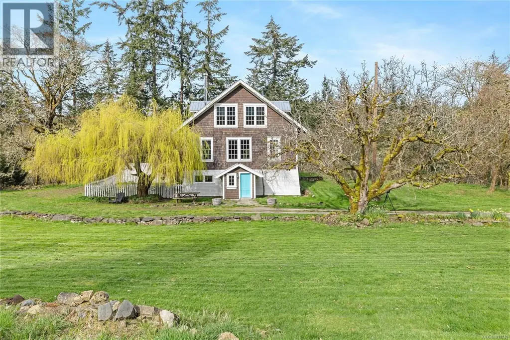 301 Epron Rd, Salt Spring