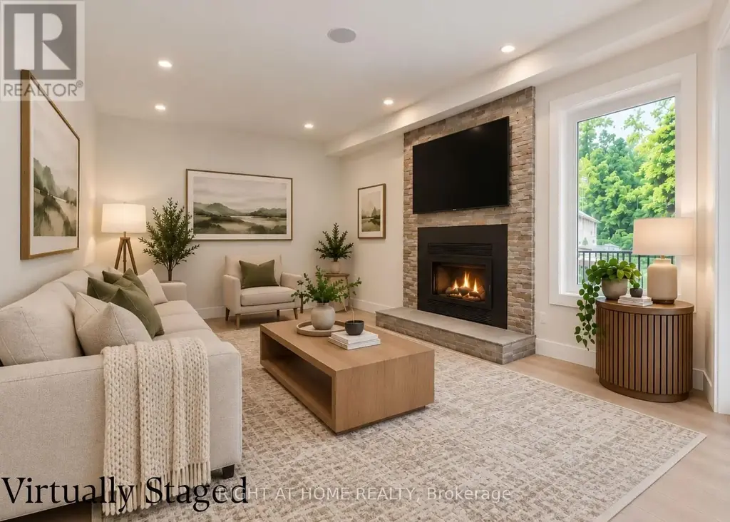 77 Polish Avenue, Penetanguishene