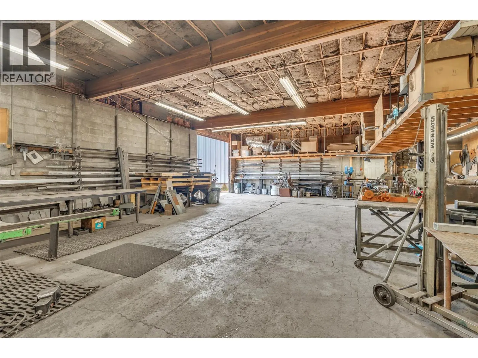 15817 Logie Road. Summerland, British Columbia