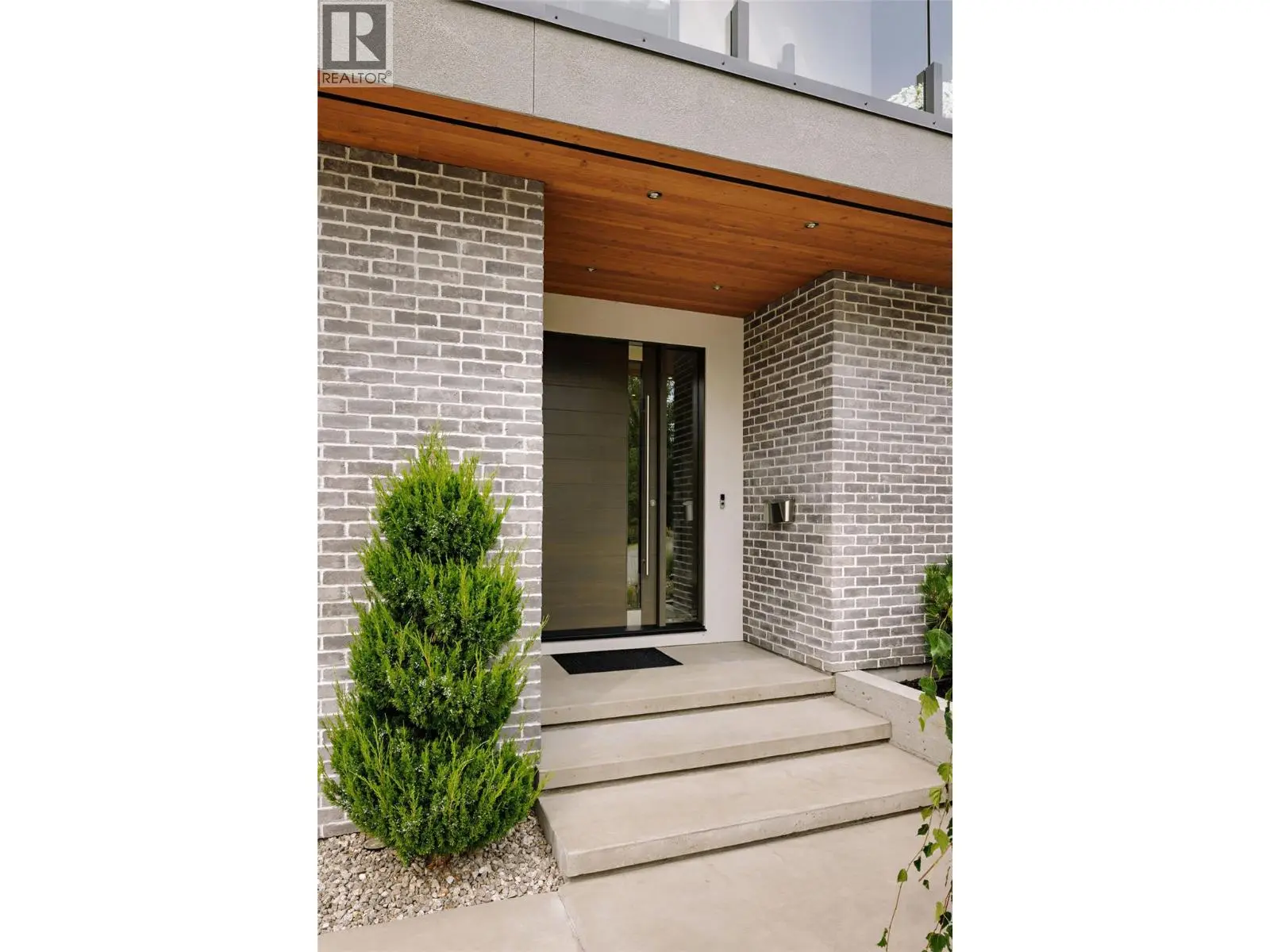 140 Oliver Place. Penticton, British Columbia