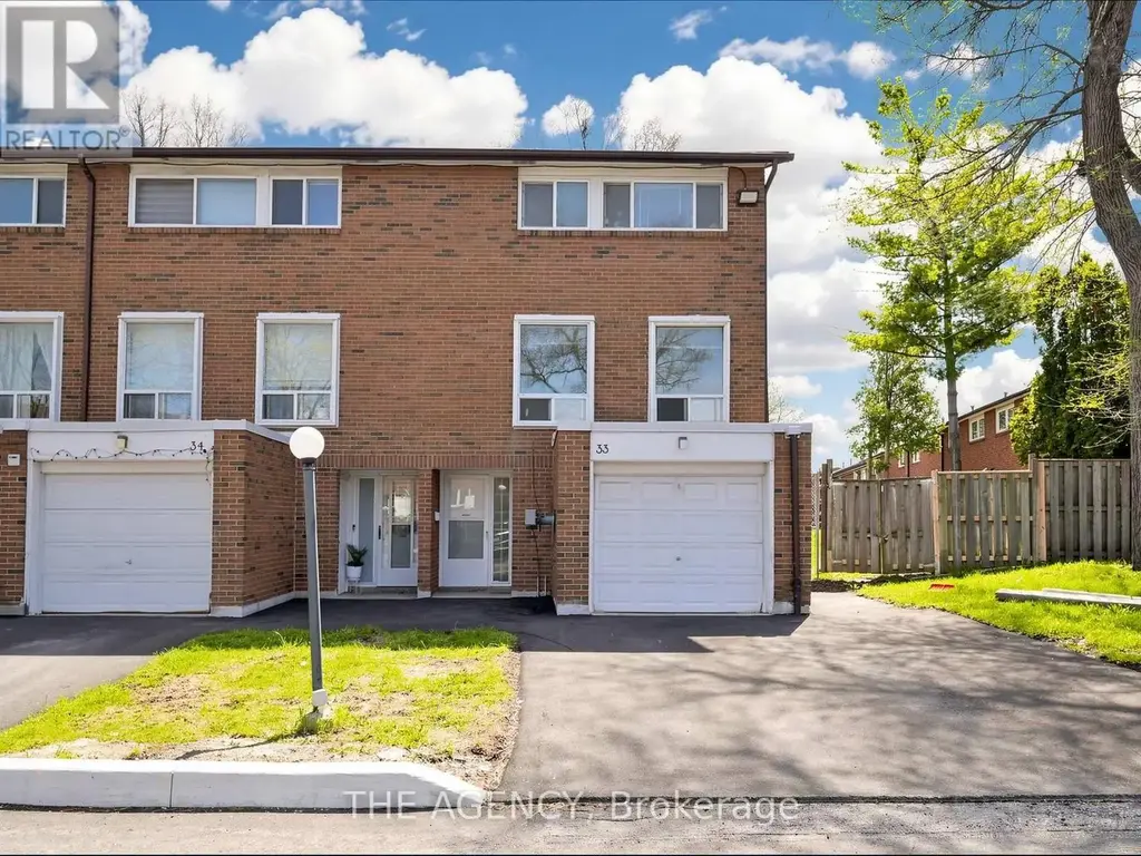 #33 - 1559 Albion Road, Toronto (Mount Olive-Silverstone-Jamestown)